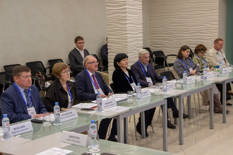 Во ВНИИМ им. Д.И. Менделеева состоялось заседание ТК 1.8 «Физикохимия» КООМЕТ Во ВНИИМ им. Д.И. Менделеева состоялось заседание ТК 1.8 «Физикохимия» КООМЕТ