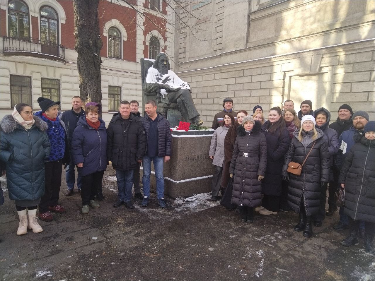 ВНИИМ им. Д.И. Менделеева отметил памятные менделеевские даты